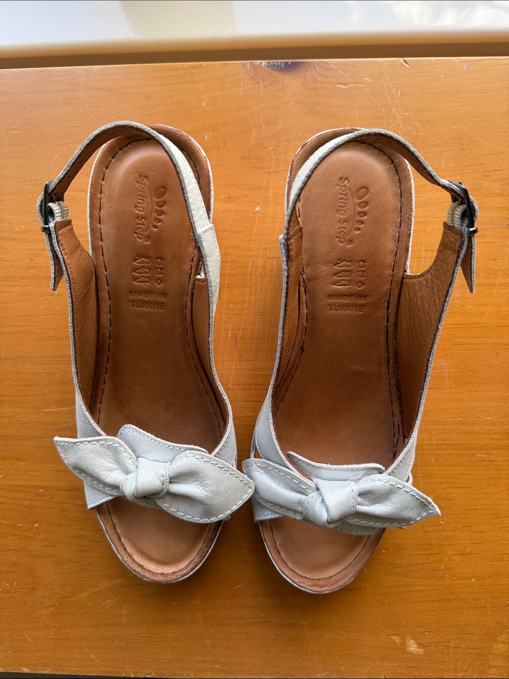 “New” in box never worn “Spring Step” White Knot Slingback platform - Picture 11 of 11